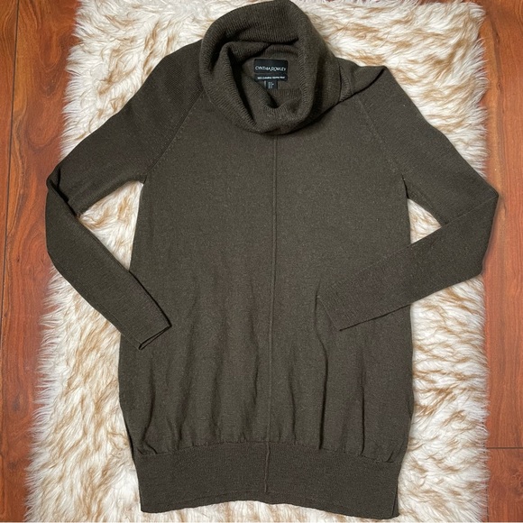 Cynthia Rowley Extrafine Merino Wool cowl neck sweater - Picture 3 of 4